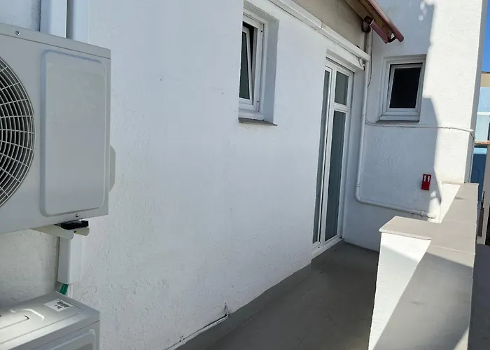 Maremagnum Szálloda *