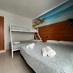 Maremagnum Hotel *