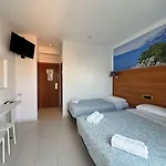 Hotel Maremagnum *