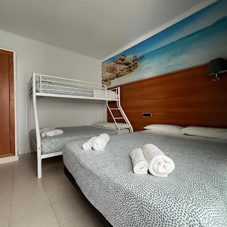 Maremagnum Szálloda *